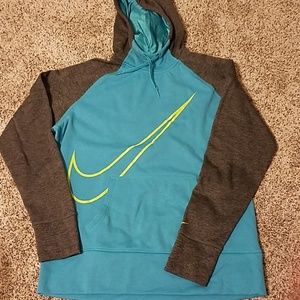 Nike Therma Fit